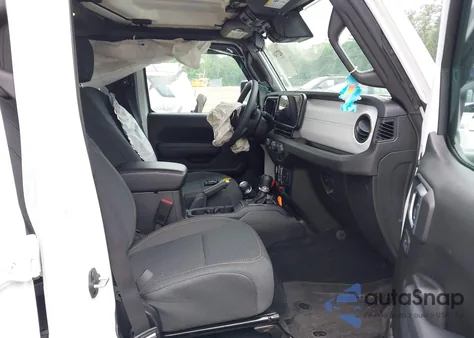 2024 Jeep Wrangler 4Xe Willys 4Xe z USA, uszkodzony, nr VIN 1C4RJXN69RW166148